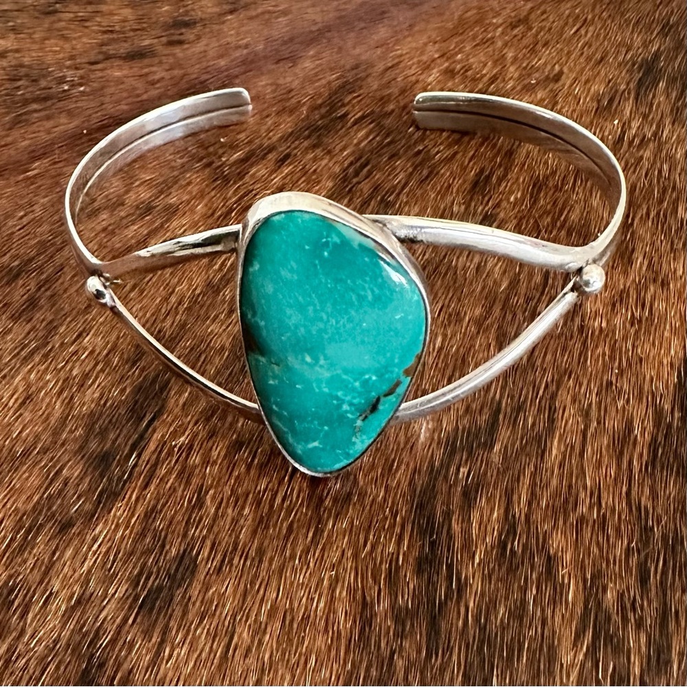 Native American Sterling Silver Turquoise Cuff Bracelet signed SW 925